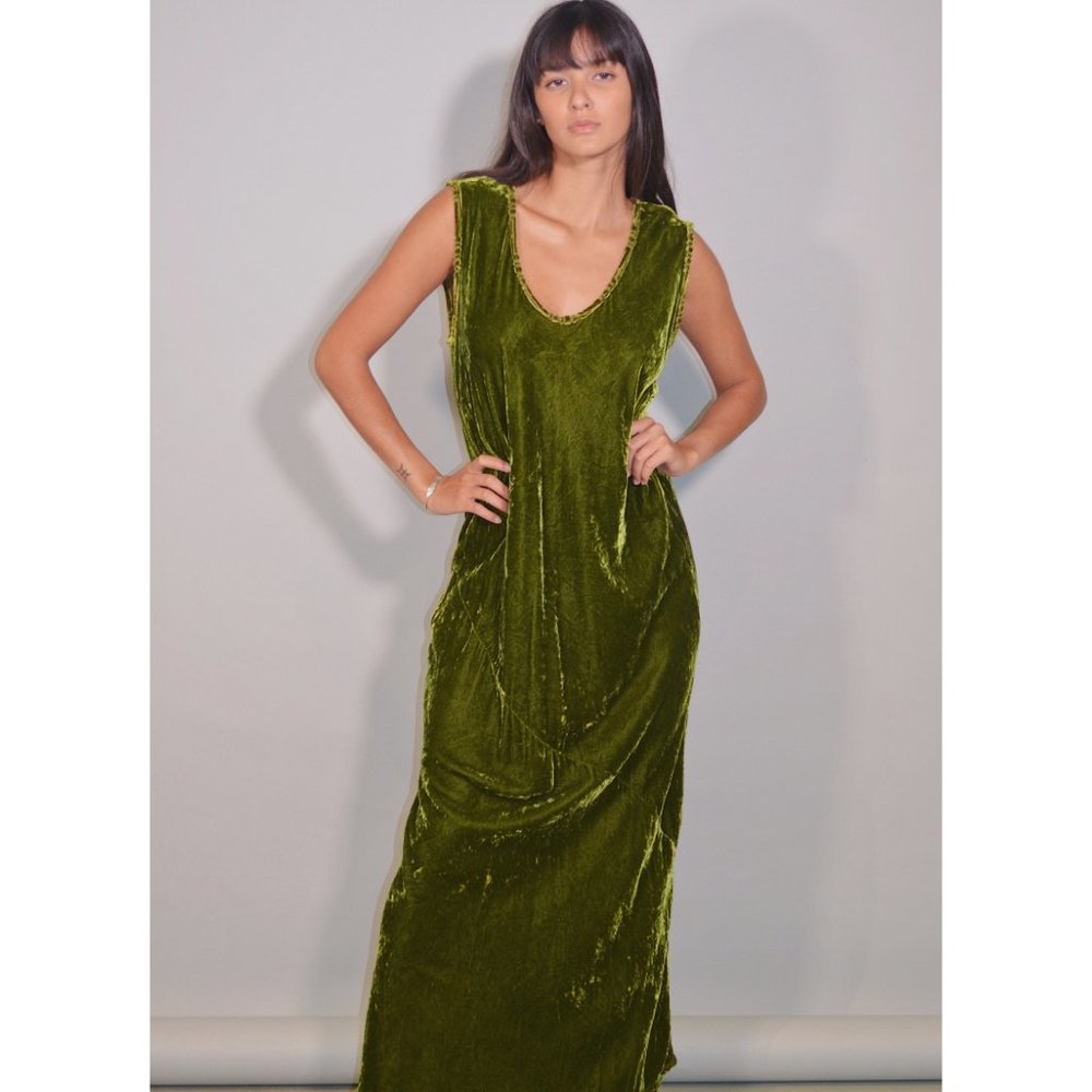 URU KRTINE ST.RAIK Green Velvet Maxi Dress